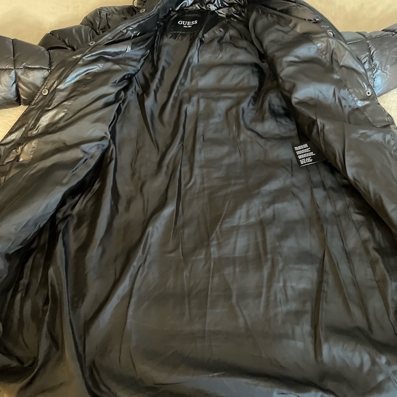 ***SOLD***Guess Channel Quilted Puffer Jacket - Size XL - Picture 14 of 16